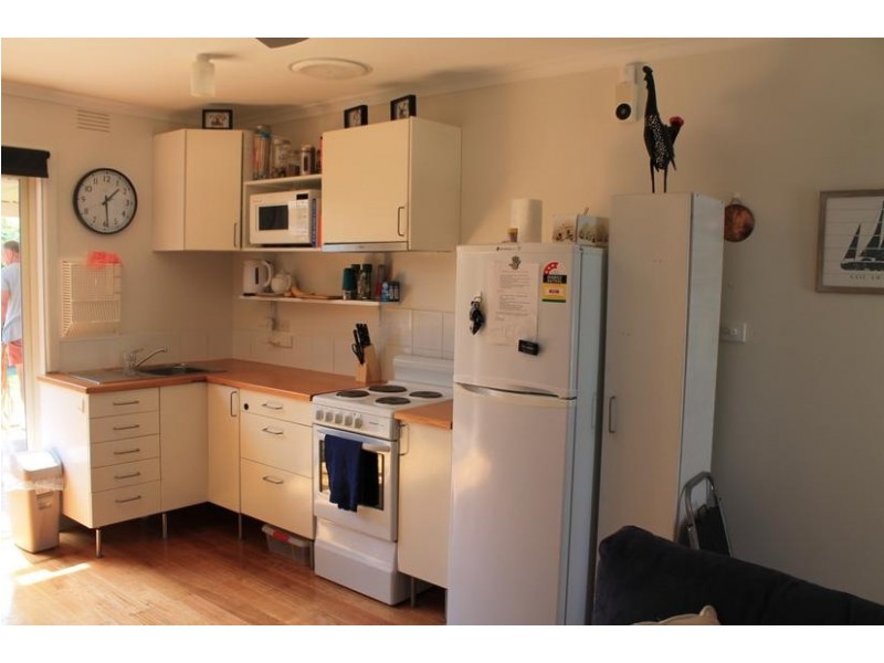 42 Church Street, Cowes VIC 3922