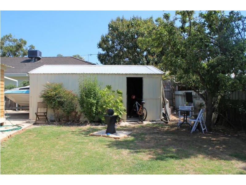 42 Church Street, Cowes VIC 3922