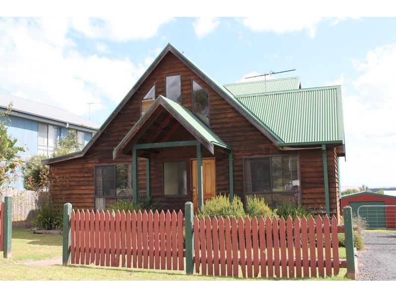 19 Terry Crescent, Wimbledon Heights VIC 3922