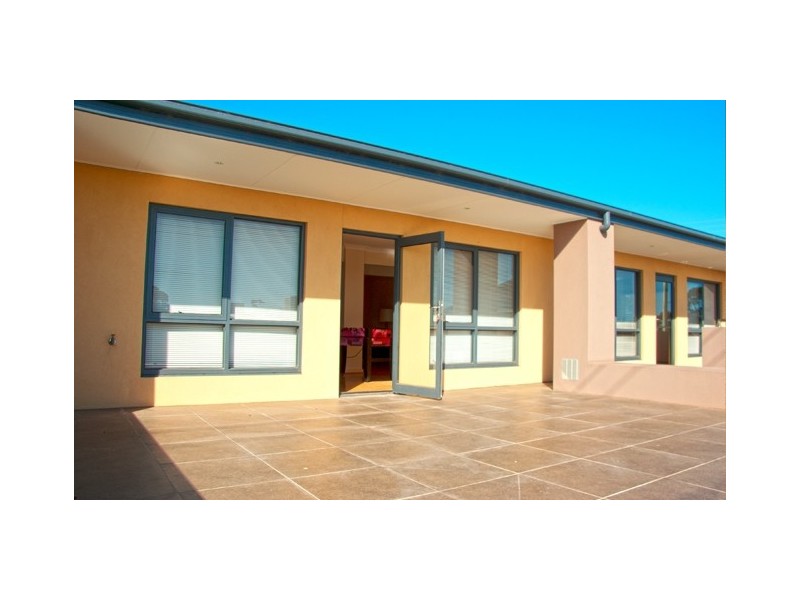 Settlement Road, Cowes VIC 3922