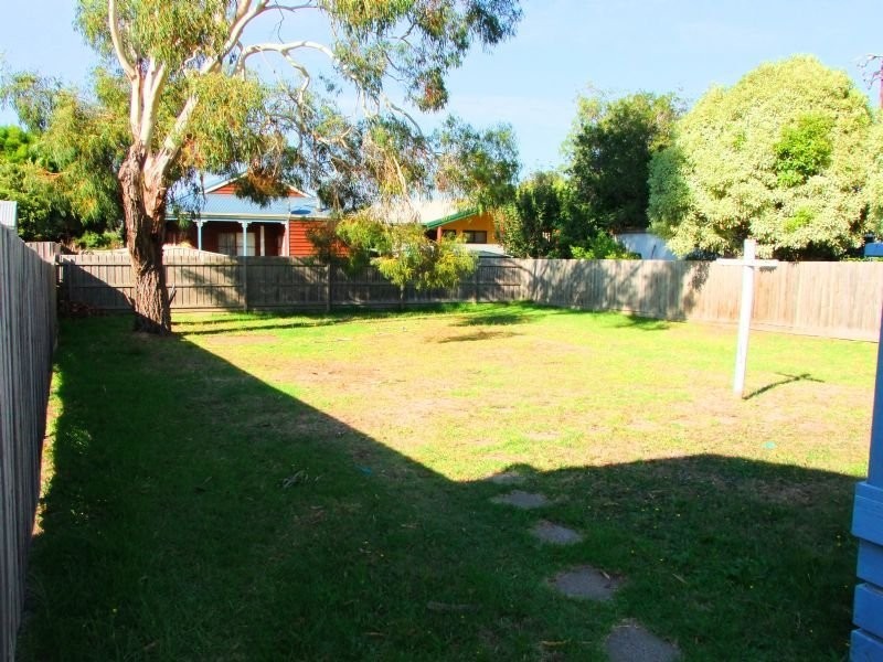 105 Scenic Drive, Cowes VIC 3922