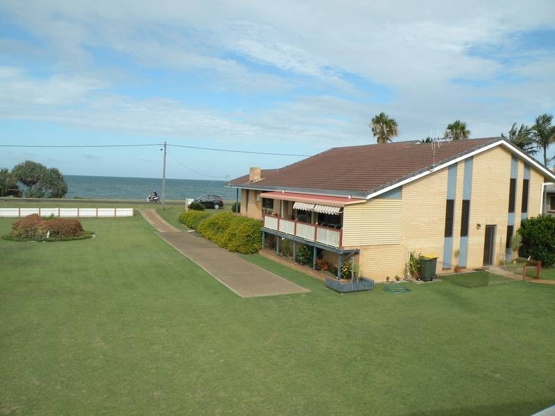 91 Sea Esplanade, Burnett Heads QLD 4670