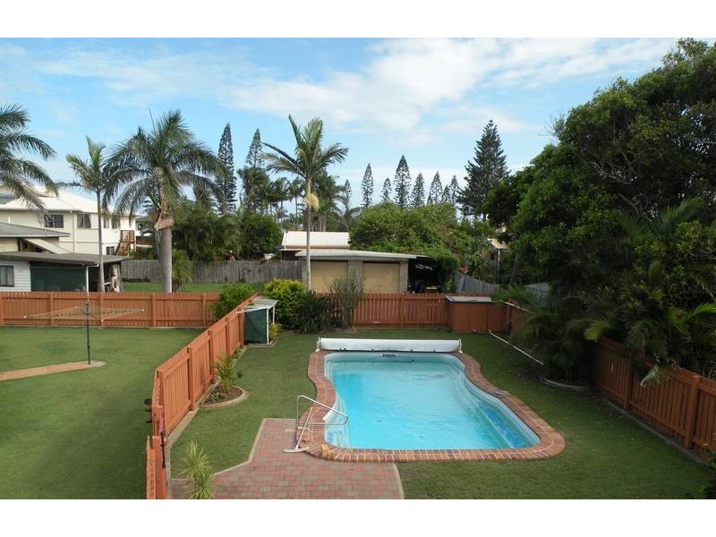 91 Sea Esplanade, Burnett Heads QLD 4670