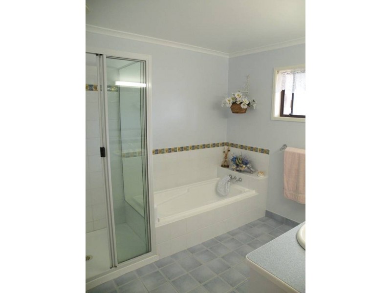 91 Sea Esplanade, Burnett Heads QLD 4670