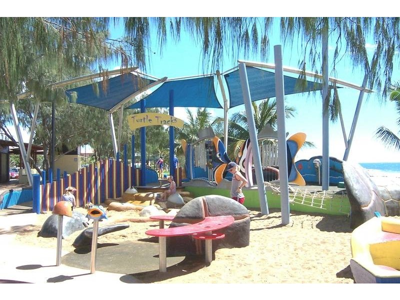 9 McCavanagh Street, Bargara QLD 4670