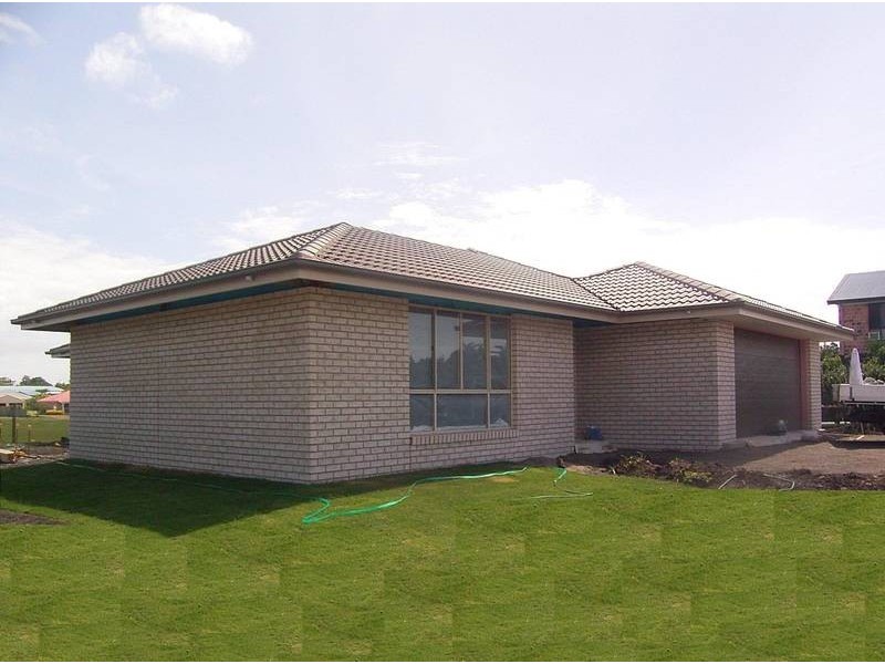 17 Rifle Range Rd, Innes Park QLD 4670