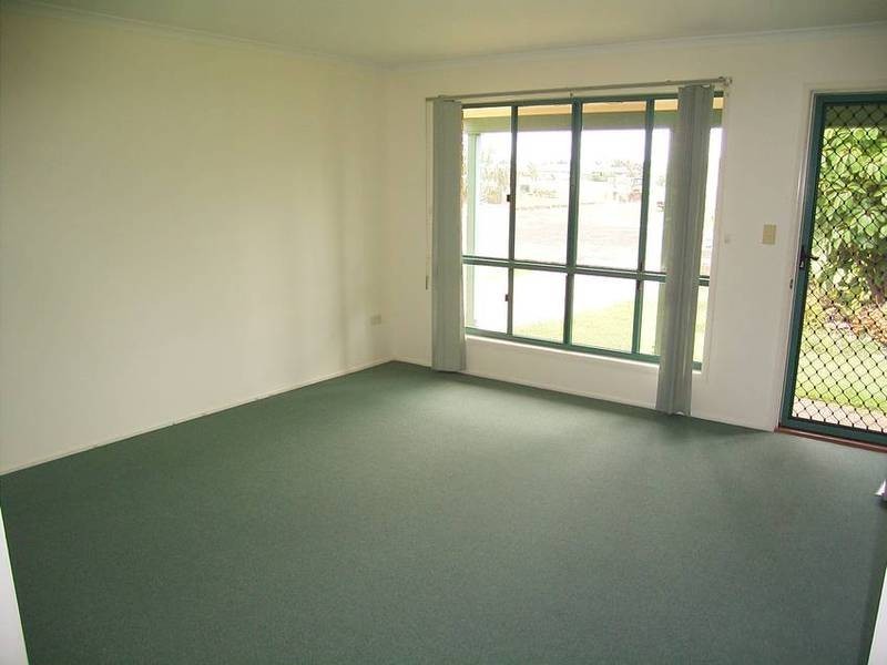 5 Blake Close, Coral Cove QLD 4670