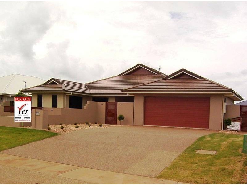 4 Chantilly St, Bargara QLD 4670