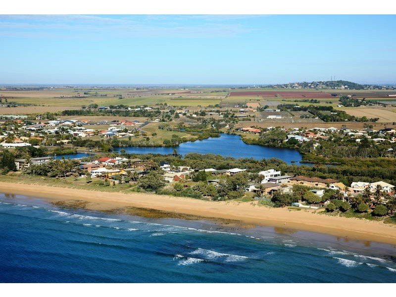 4 Chantilly St, Bargara QLD 4670
