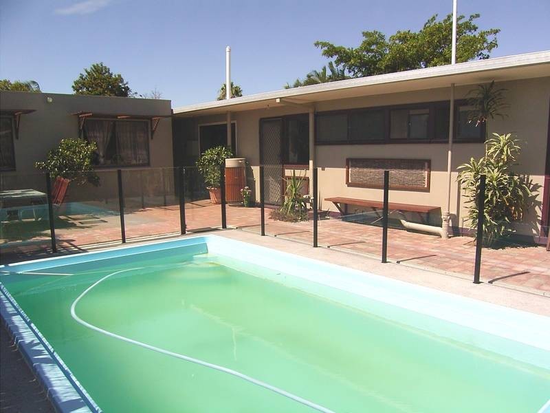 12 Hargreaves Street, Bundaberg QLD 4670