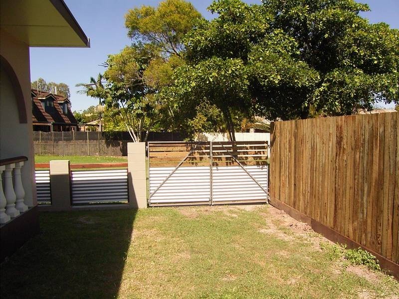 12 Hargreaves Street, Bundaberg QLD 4670