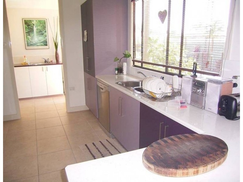12 Hargreaves Street, Bundaberg QLD 4670
