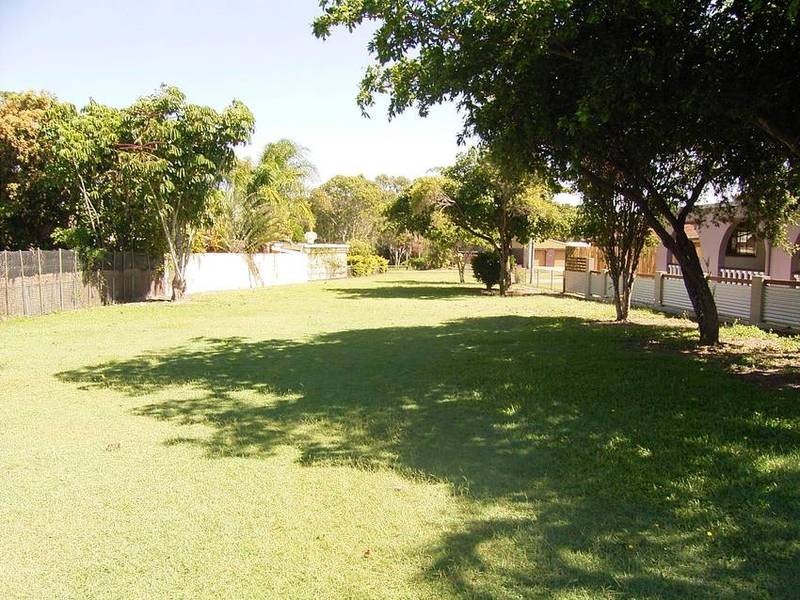 12 Hargreaves Street, Bundaberg QLD 4670