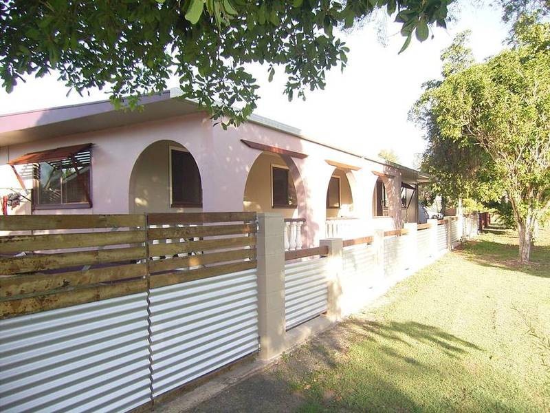12 Hargreaves Street, Bundaberg QLD 4670