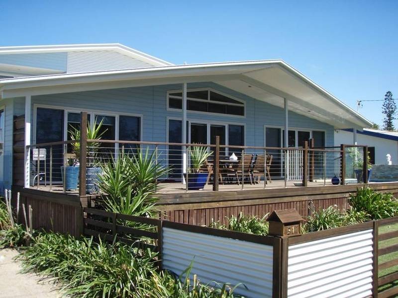 31 Sea Esplanade, Burnett Heads QLD 4670