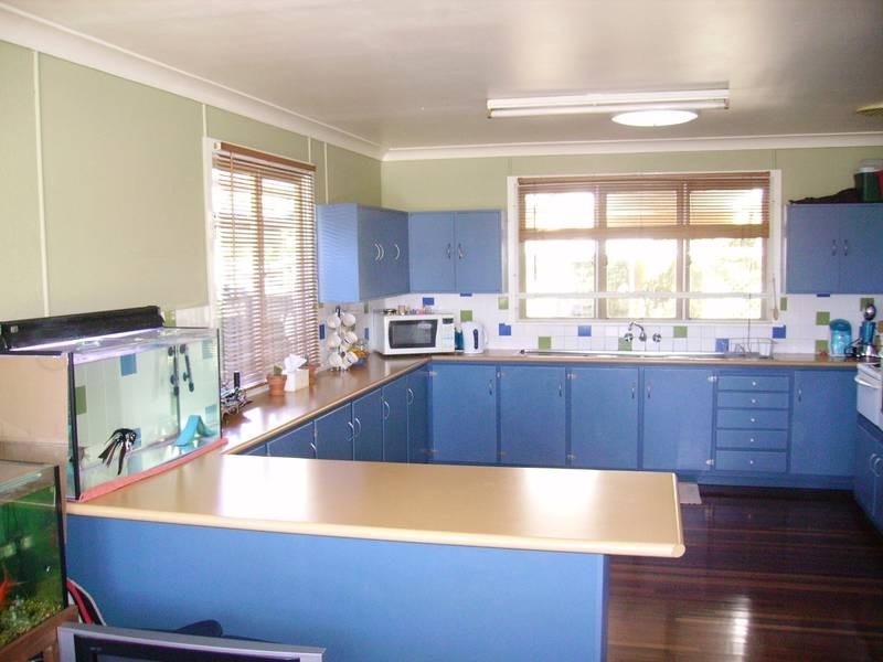 14 Child Street, Svensson Heights QLD 4670