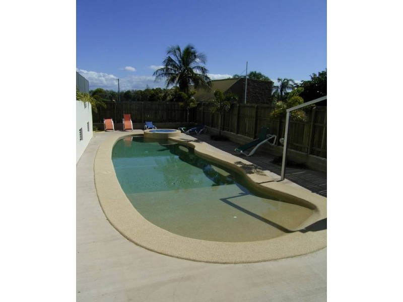 207/21-23 The Point, The Esplanade, Bargara QLD 4670