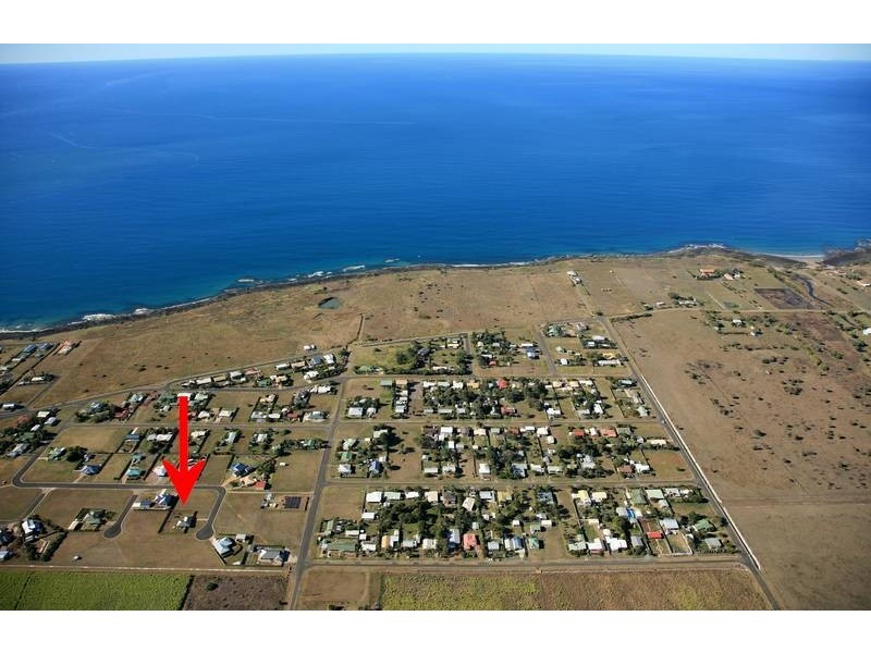 24 Cove Street, Burnett Heads QLD 4670