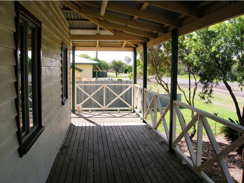 8A Bunda Street, Bundaberg East QLD 4670