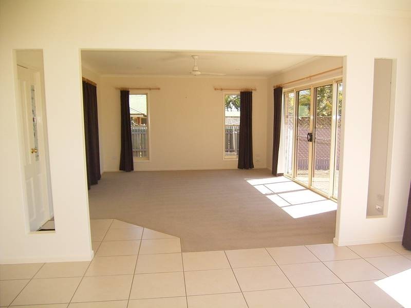 30 Grevillea Ave, Innes Park QLD 4670