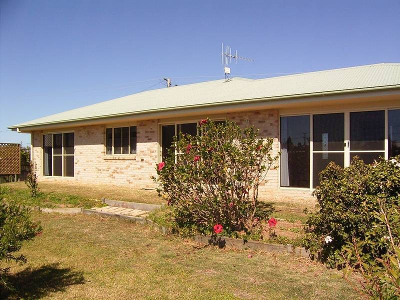 30 Grevillea Ave, Innes Park QLD 4670