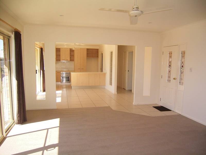 30 Grevillea Ave, Innes Park QLD 4670