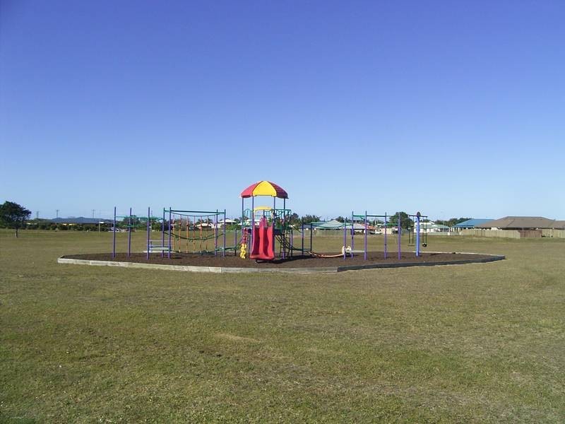 30 Grevillea Ave, Innes Park QLD 4670