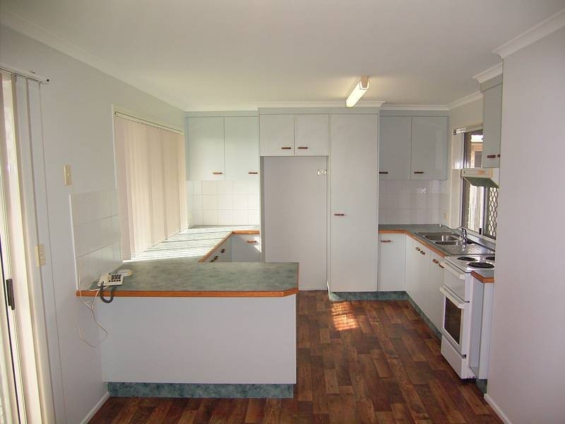 9 Berghofer Dr, Kepnock QLD 4670
