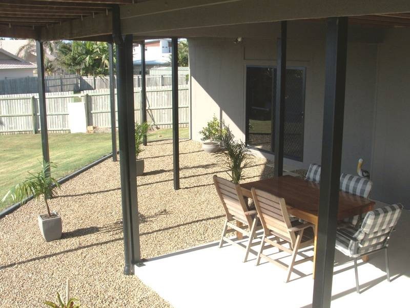 5 Admiralty Pl, Coral Cove QLD 4670
