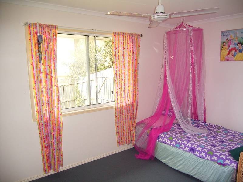 6 Belmonte Drive, Coral Cove QLD 4670