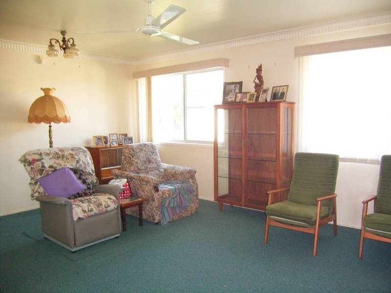 10 Barlow Street, Bundaberg North QLD 4670