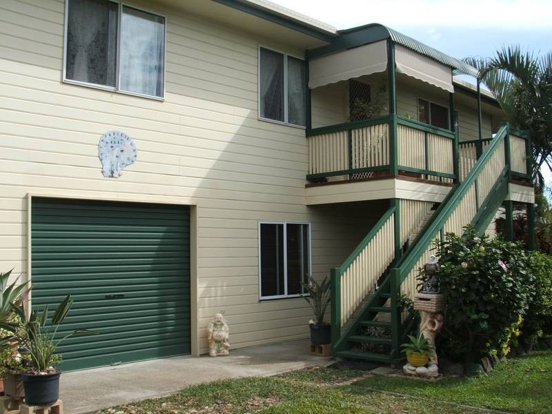 2 Powers Street, Burnett Heads QLD 4670