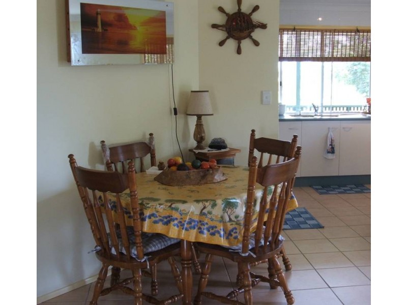 2 Powers Street, Burnett Heads QLD 4670