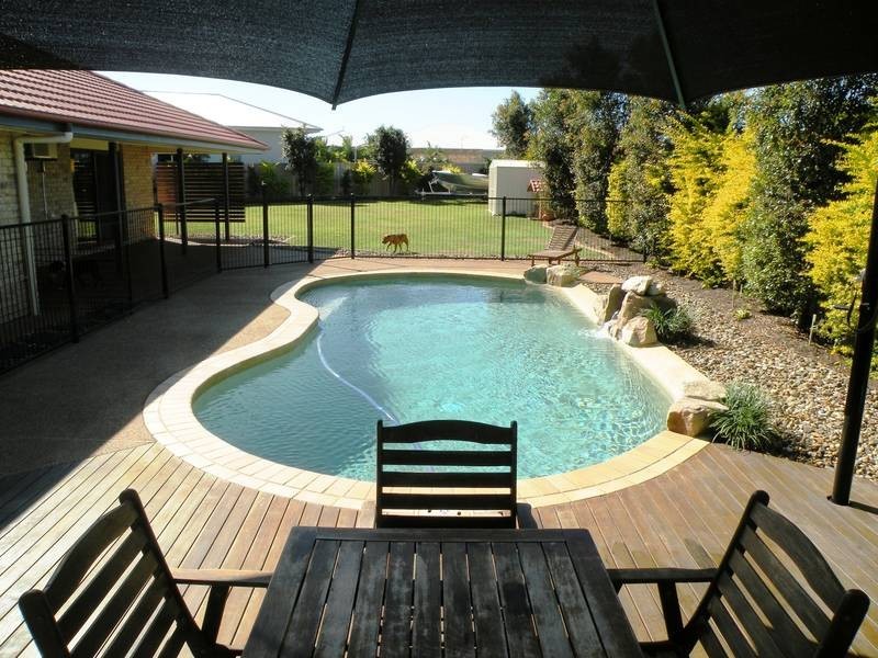6 Harmony Court, Kalkie QLD 4670
