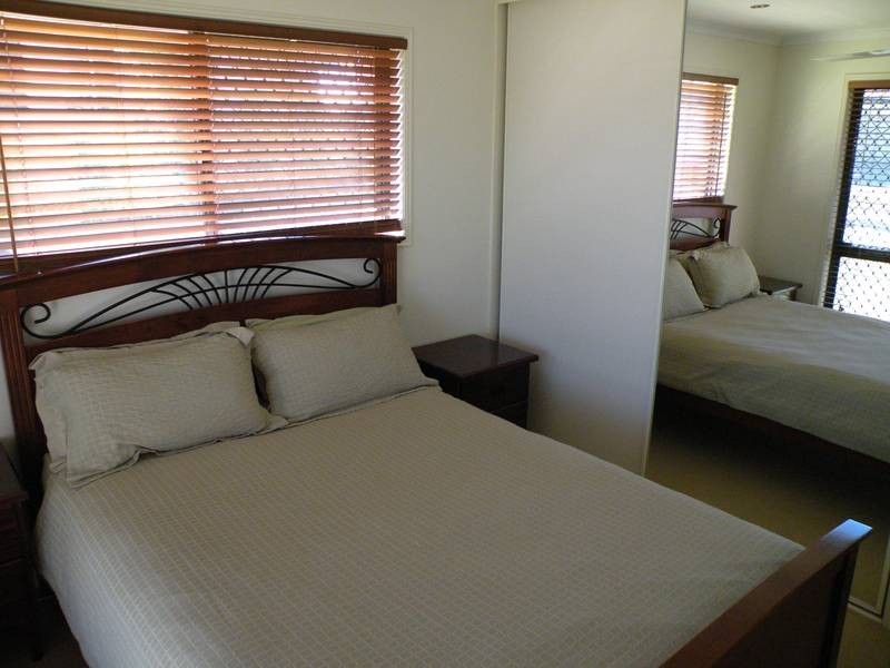 6 Harmony Court, Kalkie QLD 4670