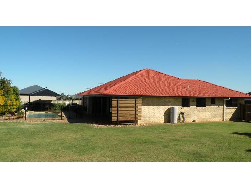 6 Harmony Court, Kalkie QLD 4670