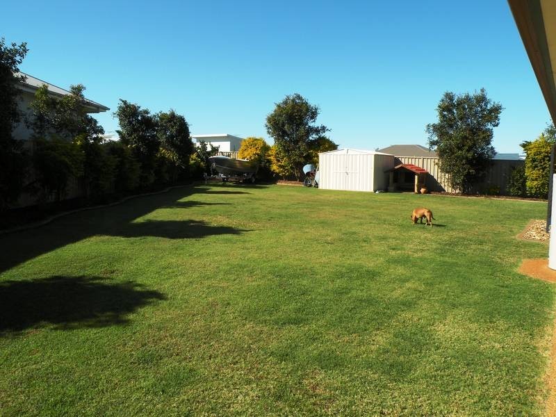 6 Harmony Court, Kalkie QLD 4670