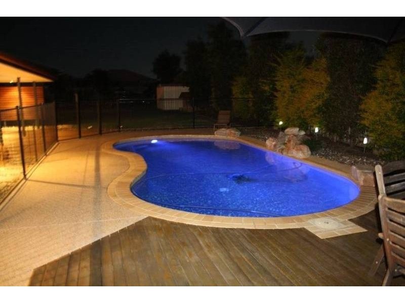 6 Harmony Court, Kalkie QLD 4670