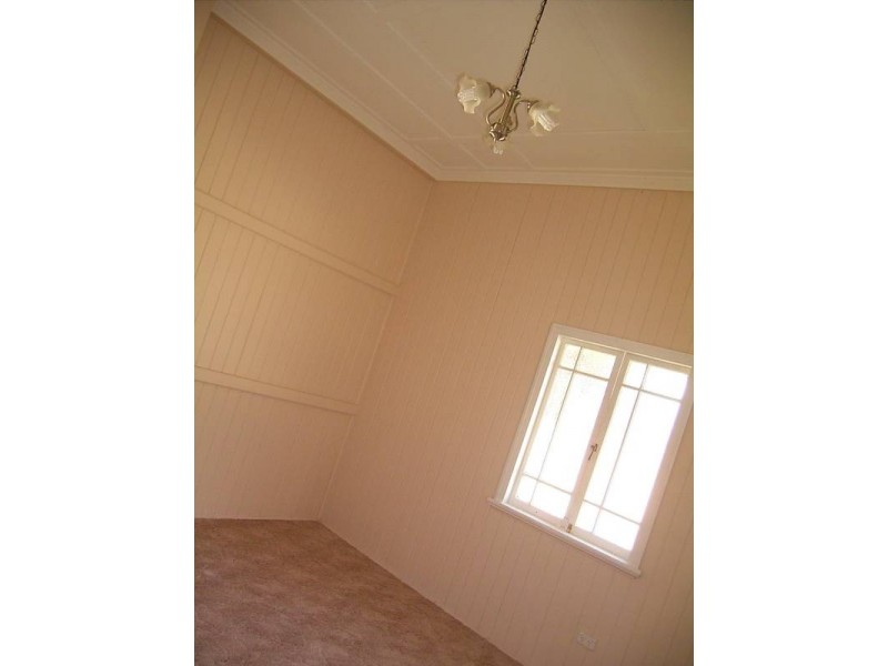 174 McCarthy Road, Avenell Heights QLD 4670