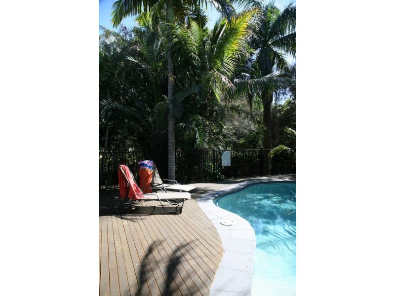 9 Larder Street, Bargara QLD 4670