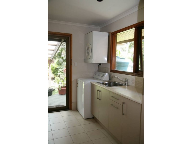 9 Larder Street, Bargara QLD 4670