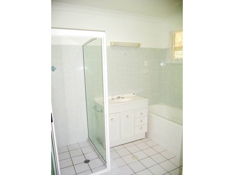 2 Crystal Ct, Elliott Heads QLD 4670