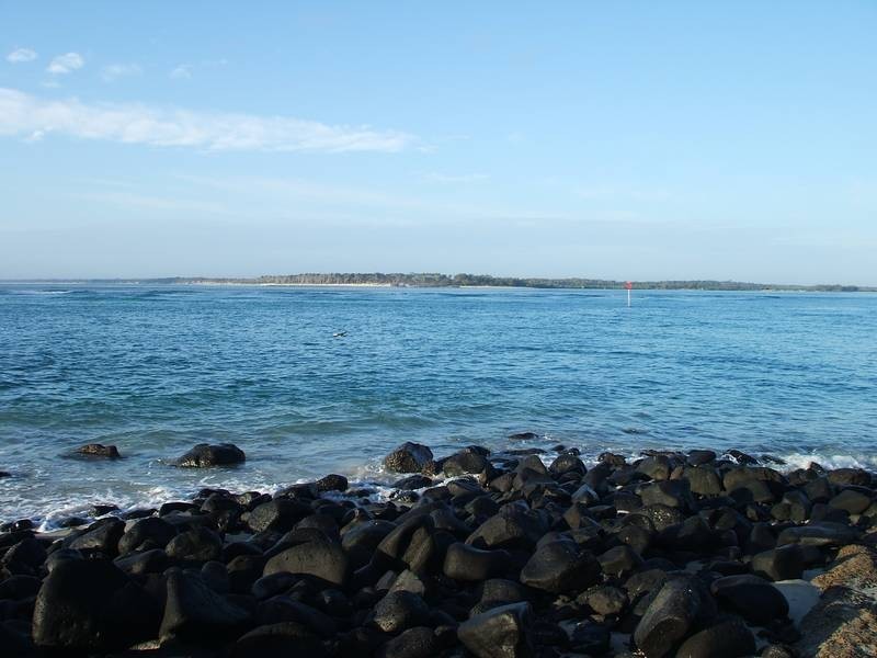 2 Crystal Ct, Elliott Heads QLD 4670