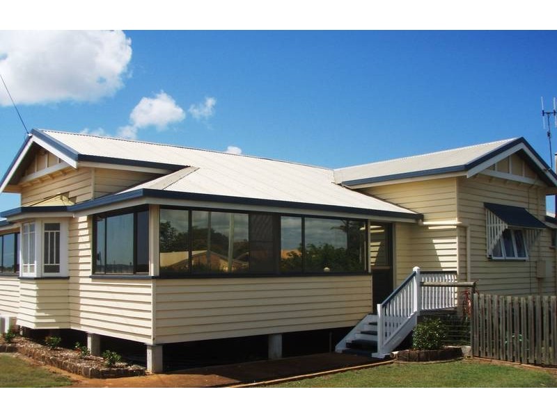 218 Elliott Heads Road, Bundaberg QLD 4670