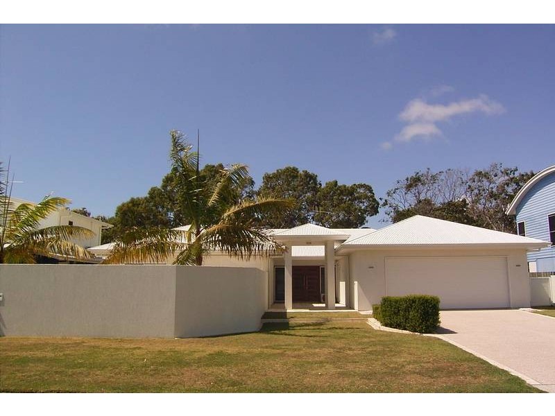 77 Fairway Drive, Bargara QLD 4670