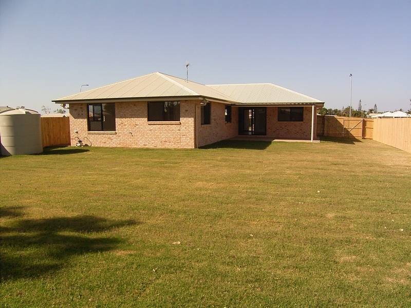 137 Fairway Drive, Bargara QLD 4670