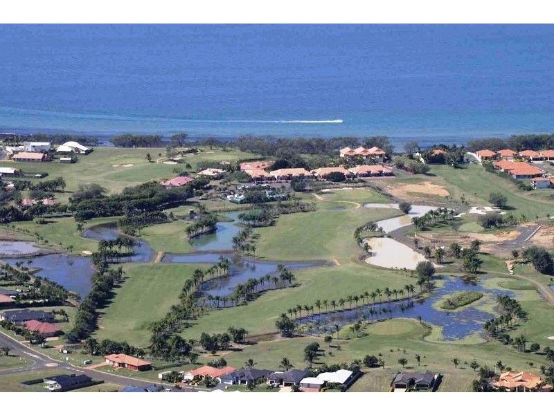 18 Coral Cove Drive, Coral Cove QLD 4670