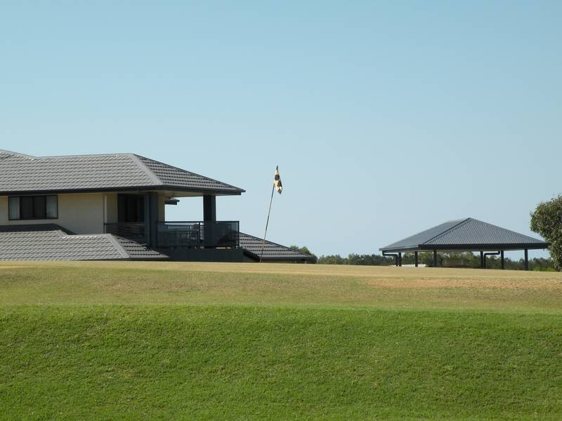 18 Coral Cove Drive, Coral Cove QLD 4670