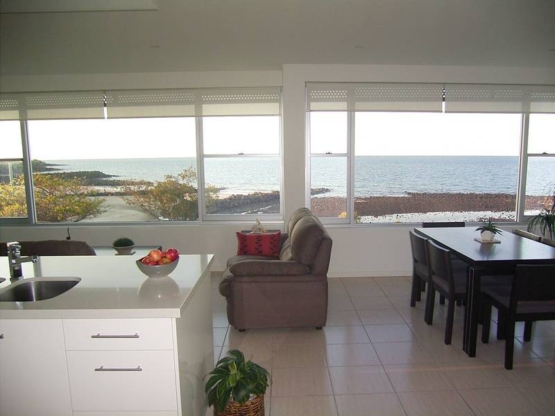 3/33 Esplanade, Bargara QLD 4670