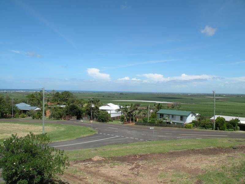 4 Bowden Street (Cnr Grotherr St ), Bargara QLD 4670